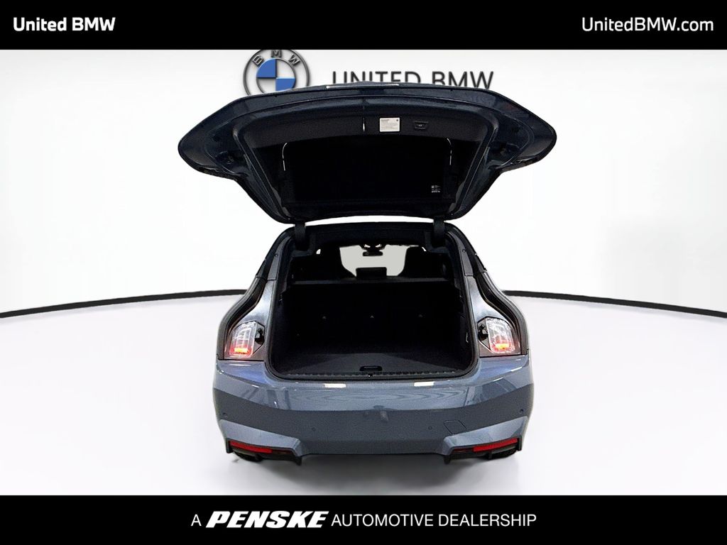 Thumbnail: 2026 BMW iX - 14