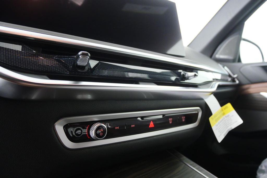 Thumbnail: 2026 BMW X5 - 20
