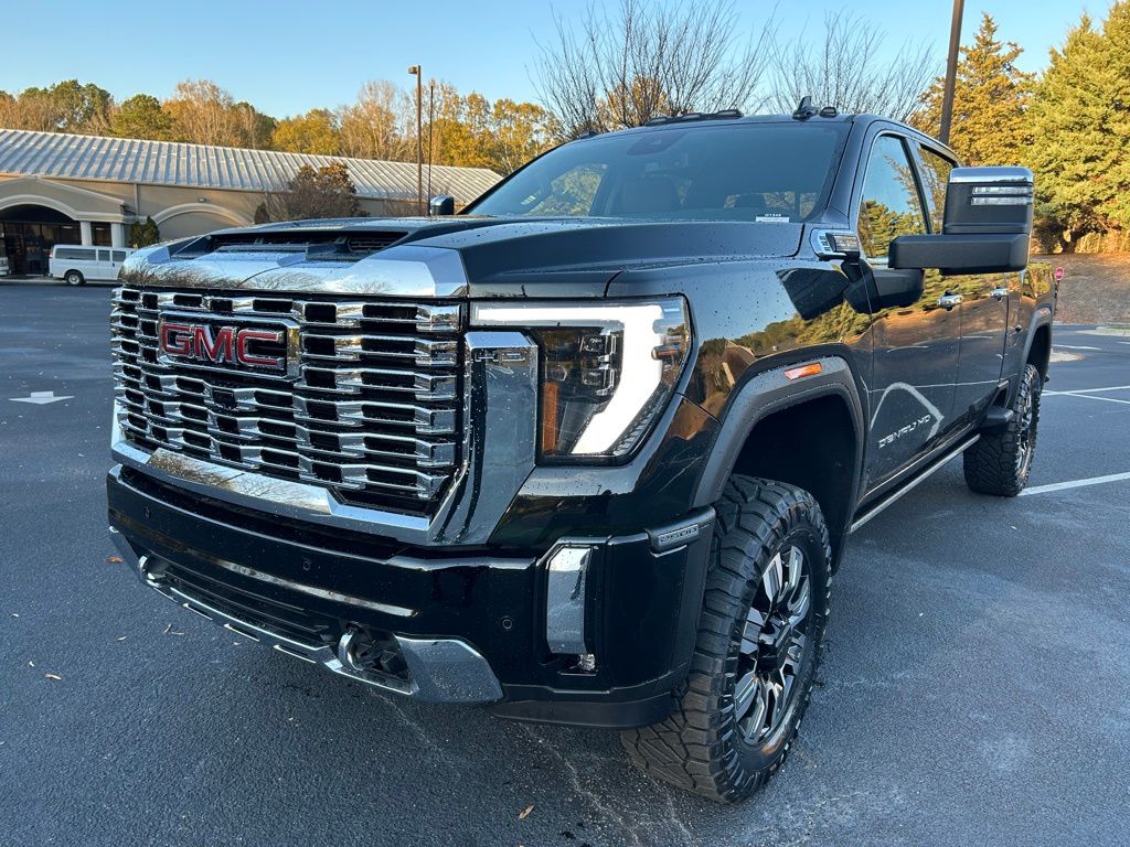 2026 GMC Sierra 2500HD Denali Crew Cab 4WD