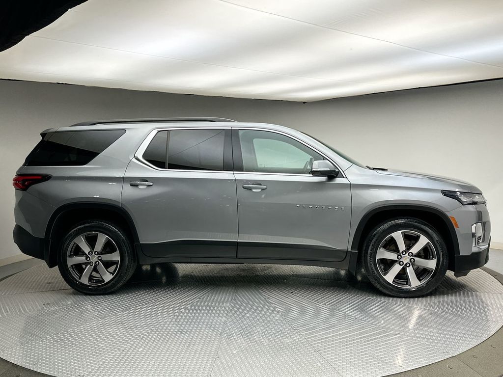 Thumbnail: 2023 Chevrolet Traverse - 4