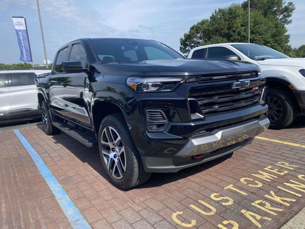 Black 2023 Chevrolet Colorado Z71 Crew Cab 4WD Pickup Truck Four-Wheel Drive 8-Speed Automatic