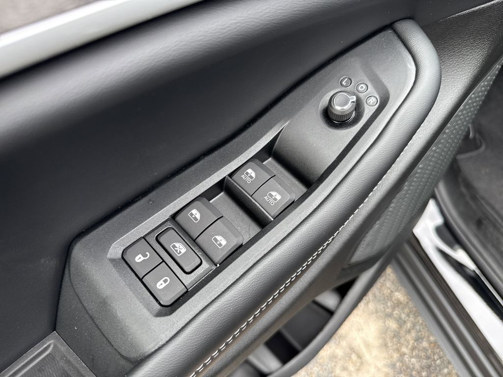 2026 Jeep Grand Cherokee Laredo Altitude Black at DeMontrond Auto Country