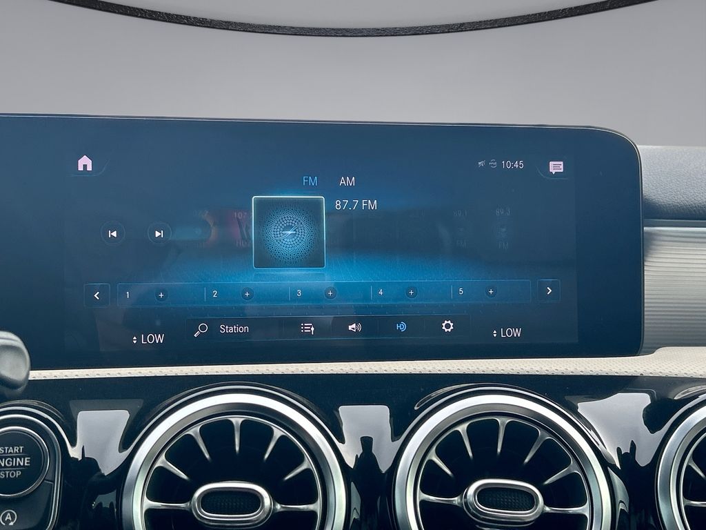 Thumbnail: 2021 Mercedes-Benz A-Class - 21