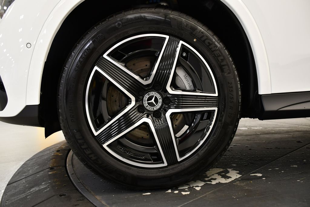 Thumbnail: 2026 Mercedes-Benz GLC - 13