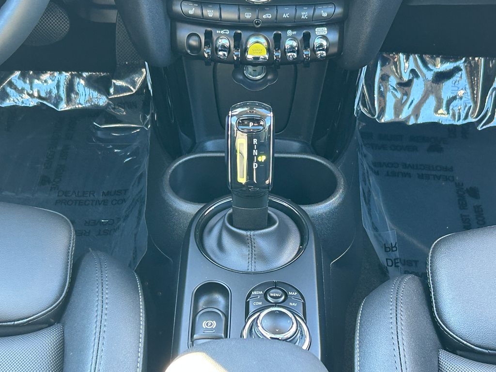 Thumbnail: 2024 MINI Cooper - 26