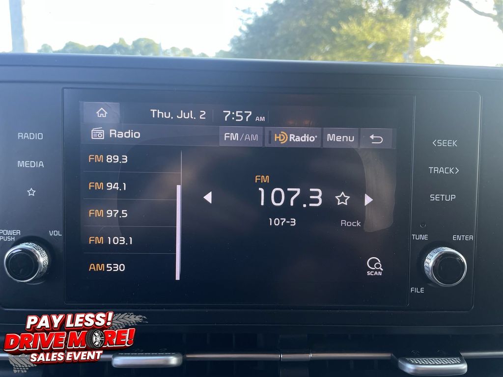 Used 2022 Kia Carnival Van