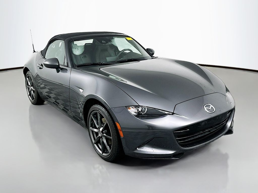 2019 Mazda MX-5 Miata Grand Touring 3