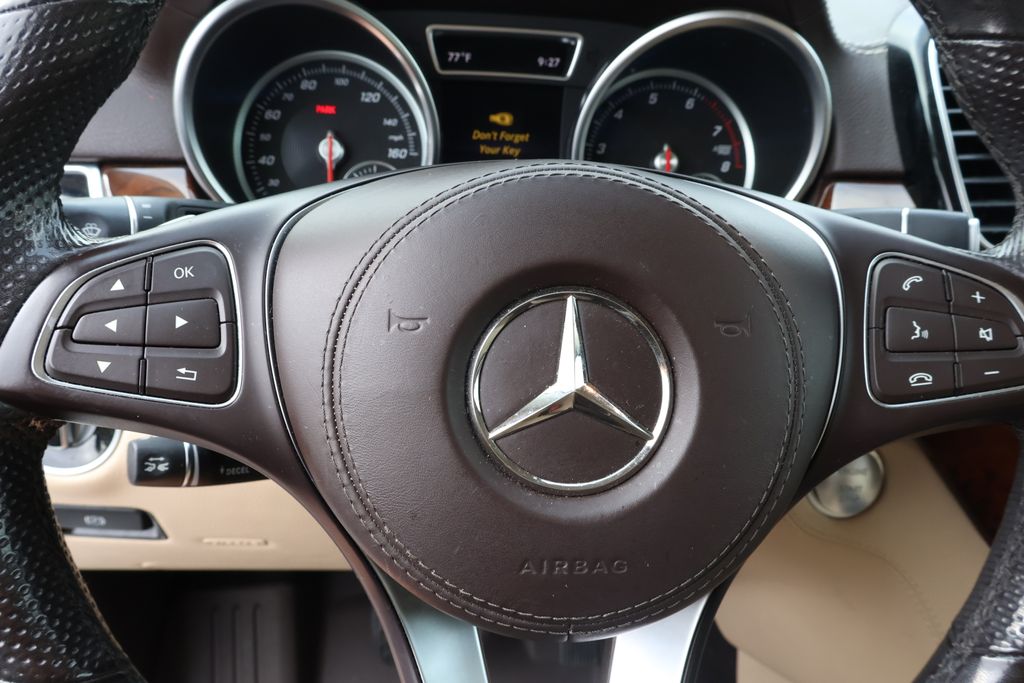 Thumbnail: 2019 Mercedes-Benz GLS - 21