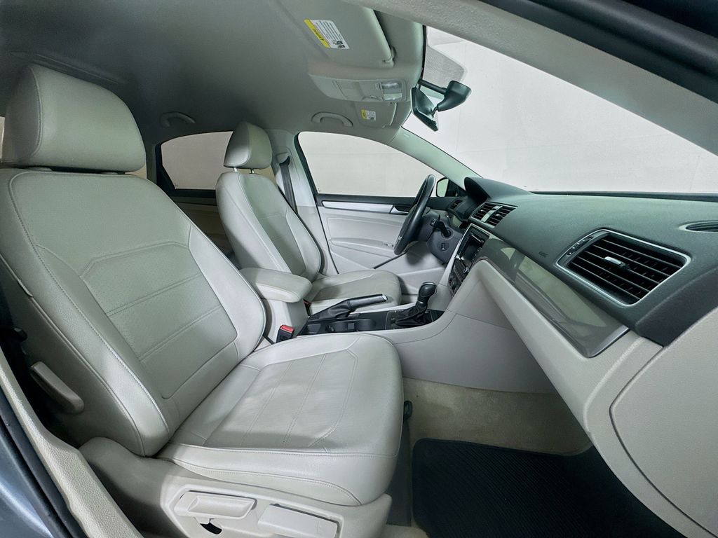 Used Car 2015 Volkswagen Passat  1.8t Limited Edition For Sale Under $10,000 In Austin, Texas