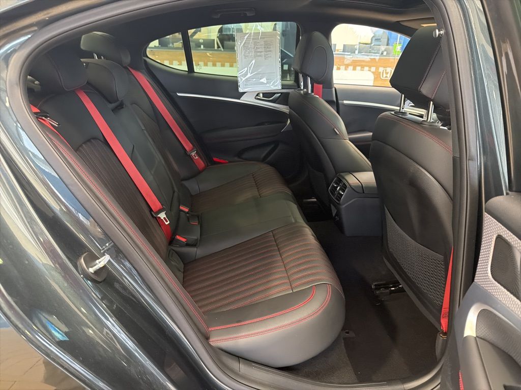 Thumbnail: 2023 Genesis G70 - 22