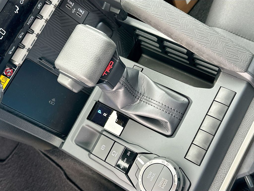 2025 Toyota Tacoma TRD Sport 15