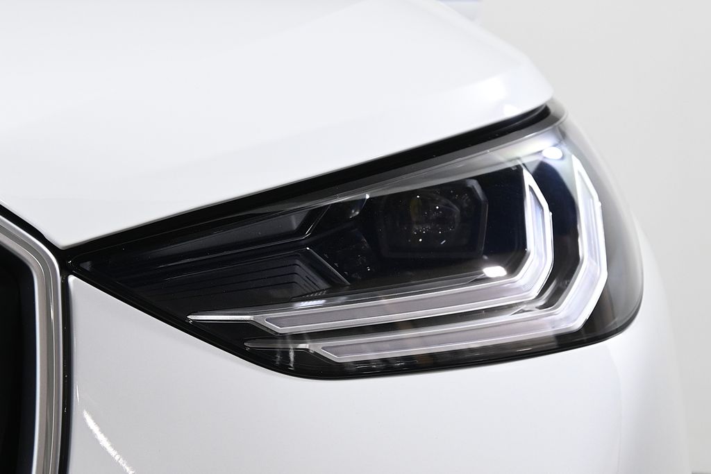 Thumbnail: 2026 BMW X3 - 11