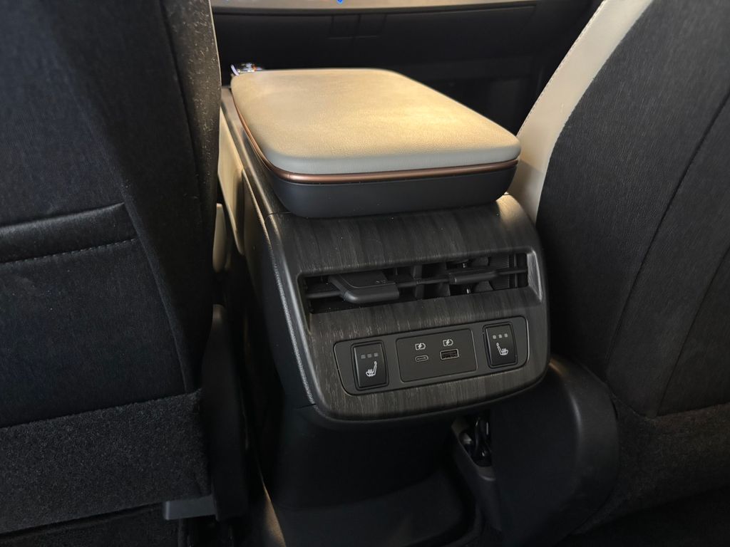 2024 Nissan Ariya ENGAGE+ e-4ORCE