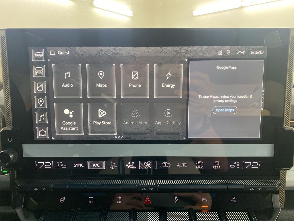 2024 GMC HUMMER EV SUV 3X photo