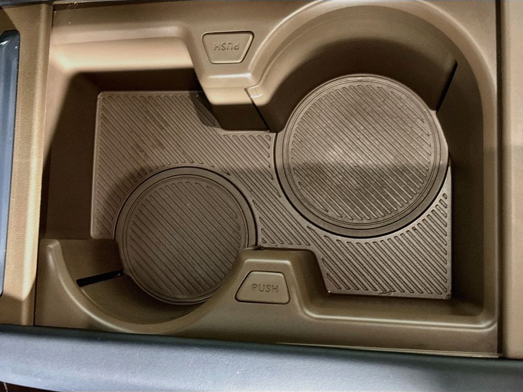 2024 Kia EV9 Land