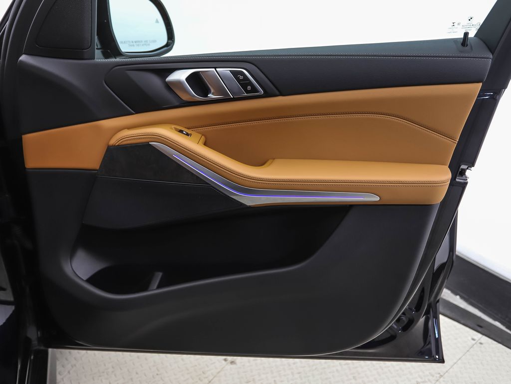 Thumbnail: 2022 BMW X5 - 28