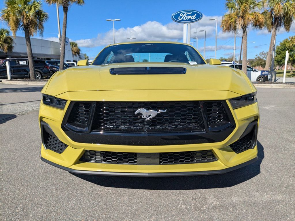 2025 Ford Mustang GT Premium Fastback