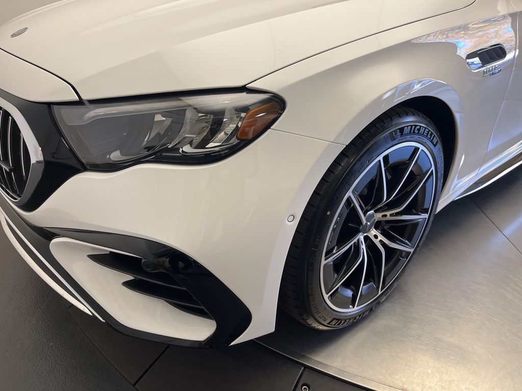 Thumbnail: 2026 Mercedes-Benz E-Class - 9