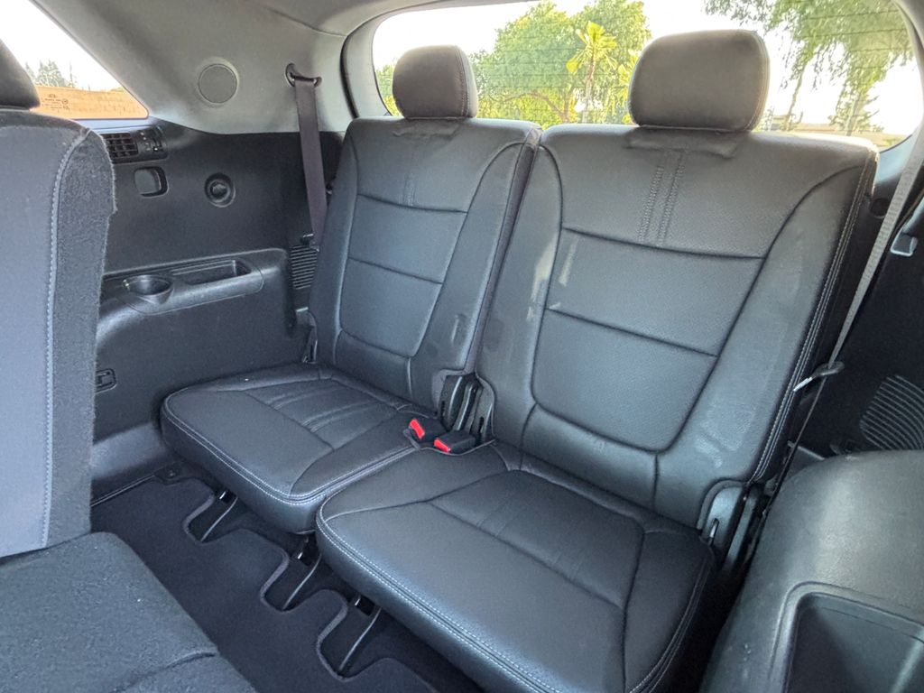 Thumbnail: 2015 Kia Sorento - 27