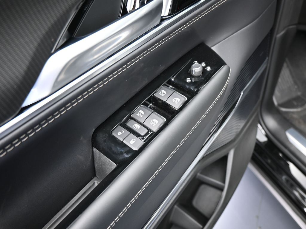 New 2026 High Gloss Black Jeep Summit Obsidian image 14