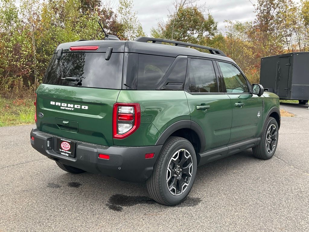 New 2025 Green Ford Outer Banks image 26