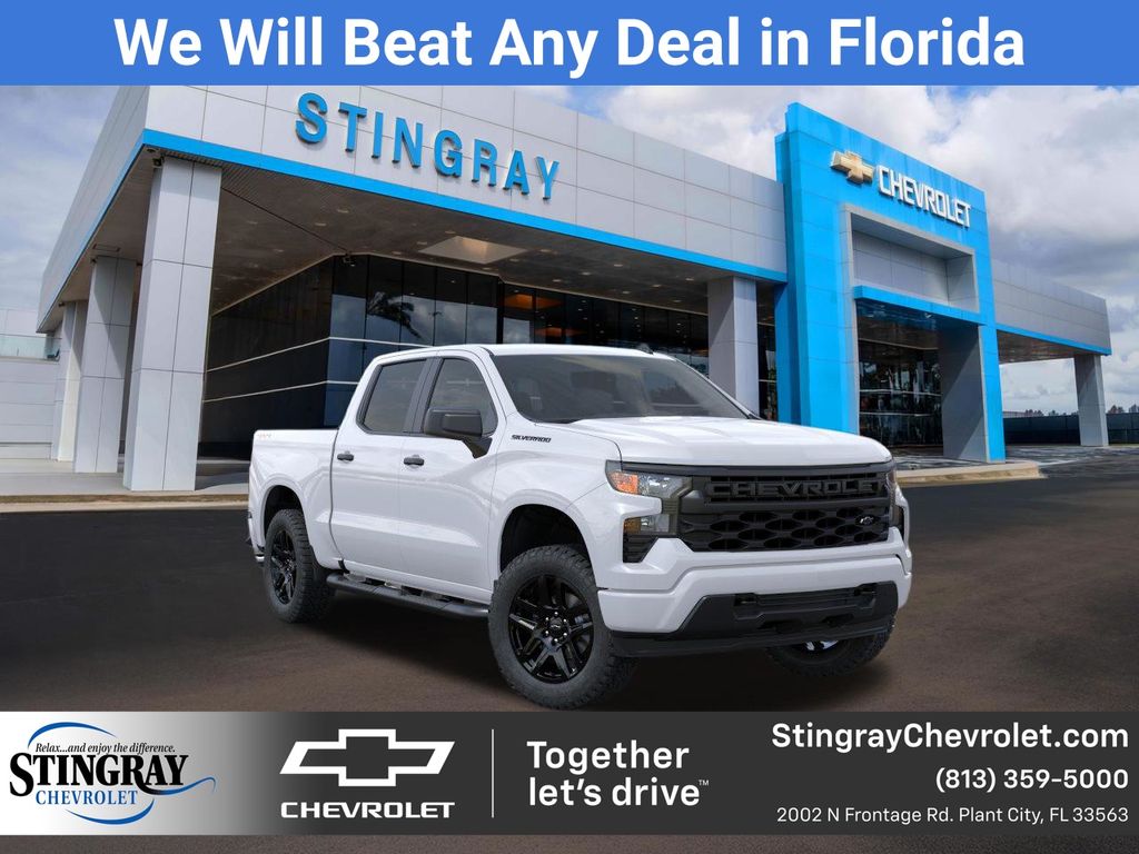 Summit White 2026 Chevrolet Silverado 1500 Pickup Truck Four-Wheel Drive 8-Speed Automatic