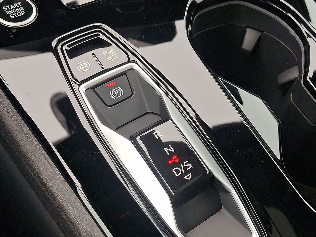 Thumbnail: 2025 Audi A5 - 12