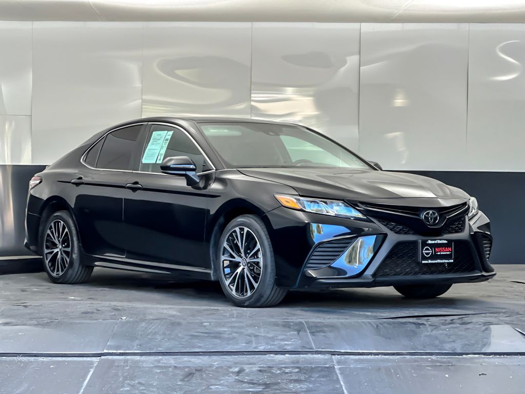Midnight Black Metallic 2020 Toyota Camry SE FWD Sedan Front-Wheel Drive 8-Speed Automatic