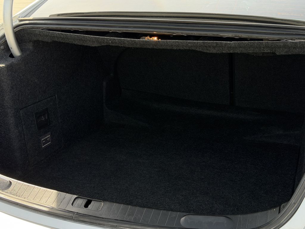 Used 2018 Chevrolet Impala Sedan