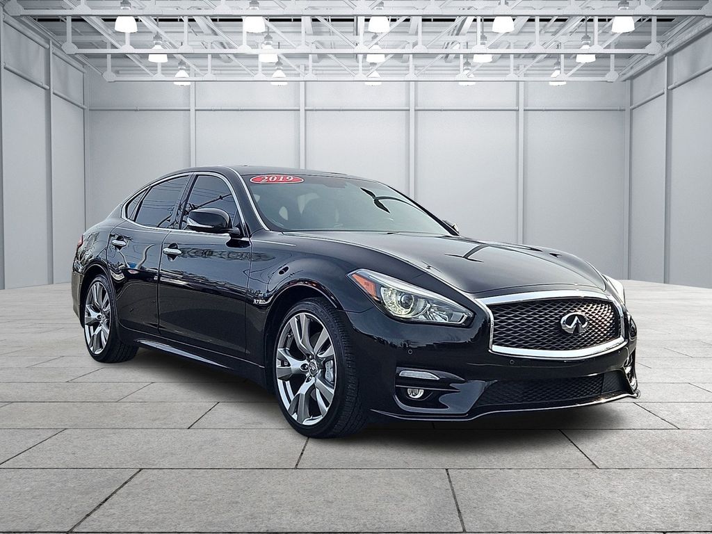 Thumbnail: 2019 INFINITI Q70 - 3
