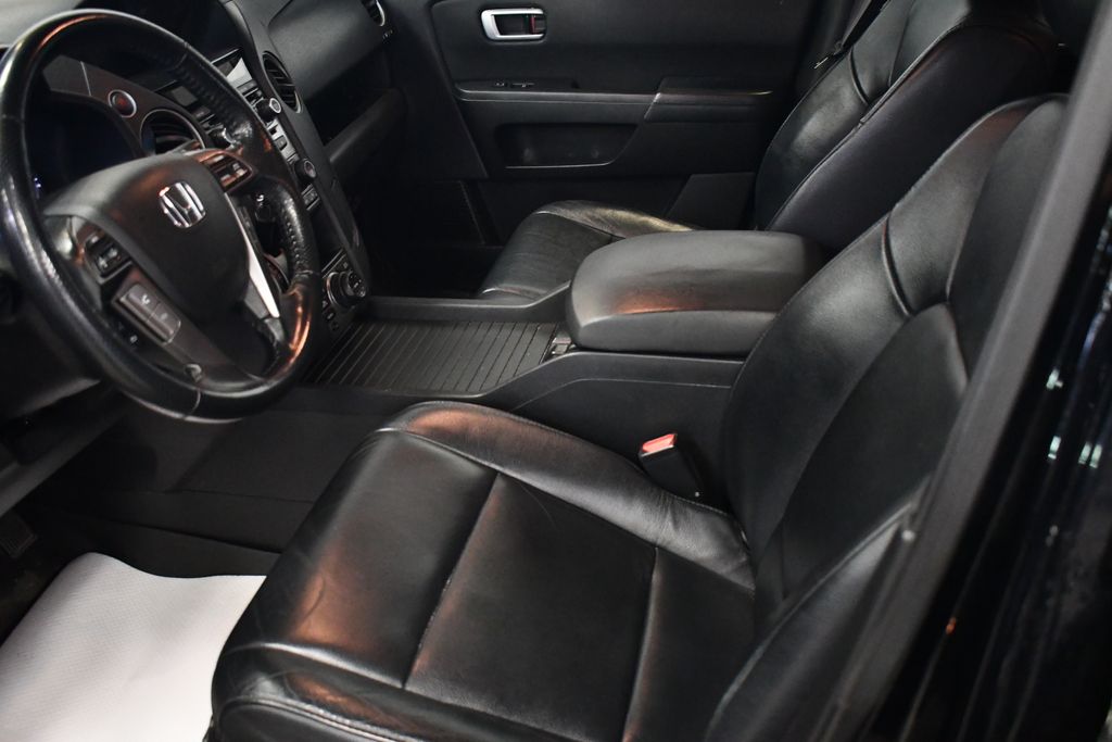 Thumbnail: 2014 Honda Pilot - 6