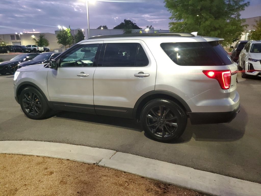 Used Car 2017 Ford Explorer  Xlt For Sale Under $20,000 In Austin, Texas