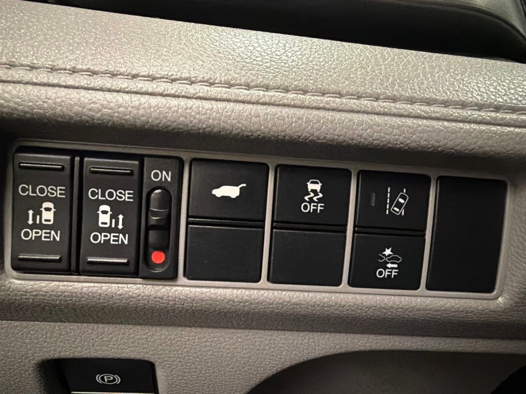 Used 2019 Honda Odyssey Van