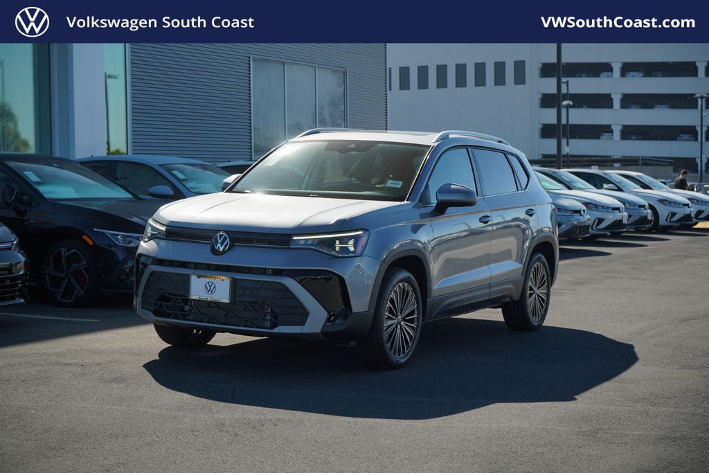 2025 Volkswagen Taos SE -
                Santa Ana, CA