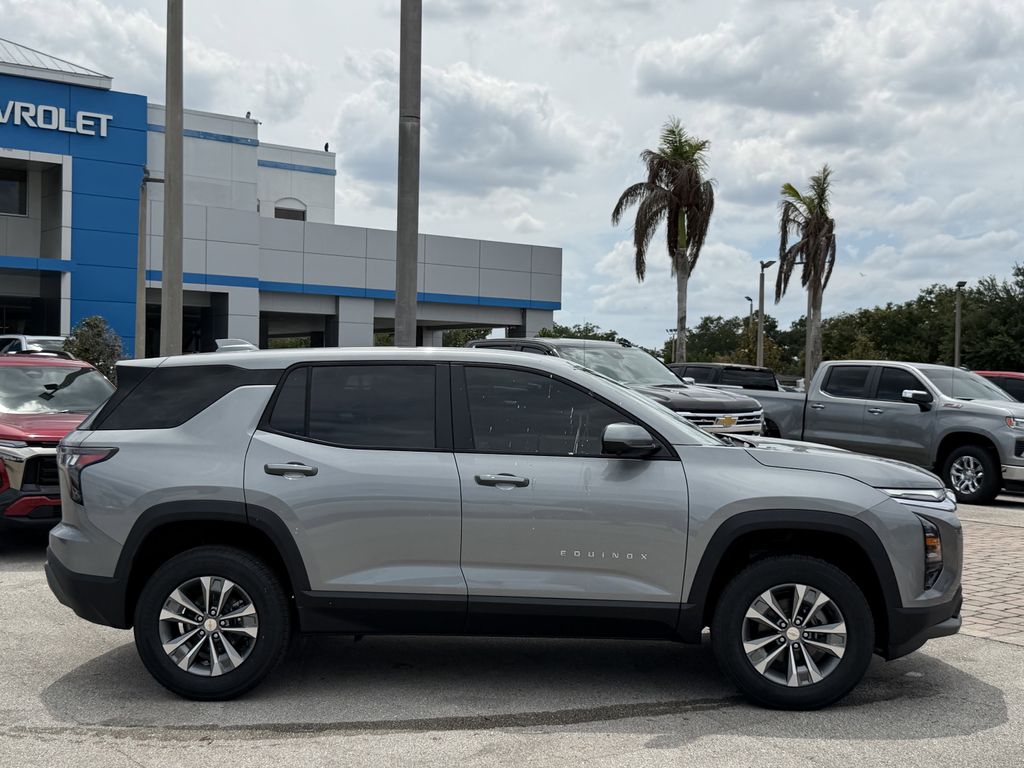 new 2026 Chevrolet Equinox car, priced at $27,295