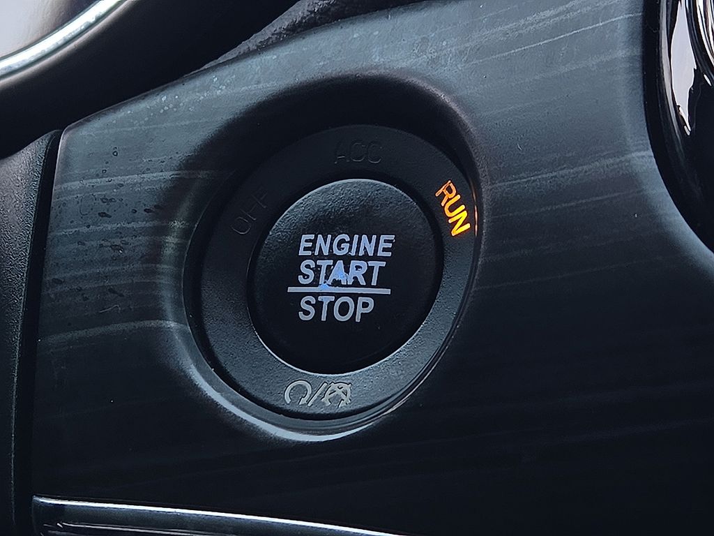 Used 2020 Jeep Grand Cherokee For Sale in Farmington, AR