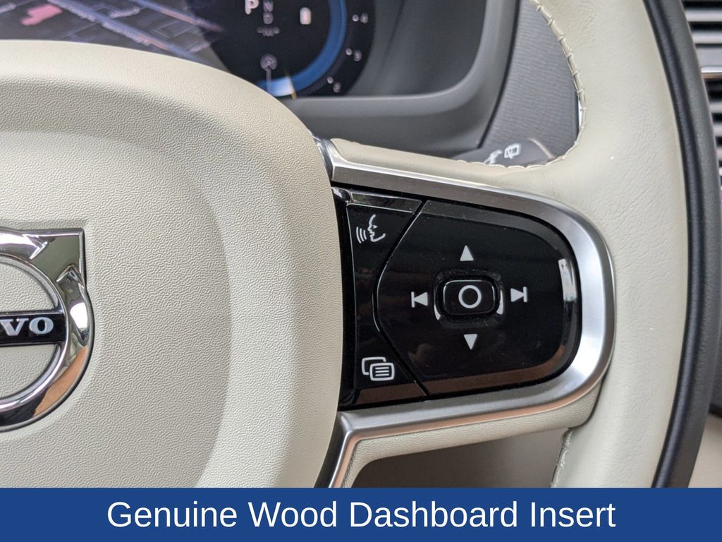 2023 Volvo XC90 B6 Plus 7-Seater