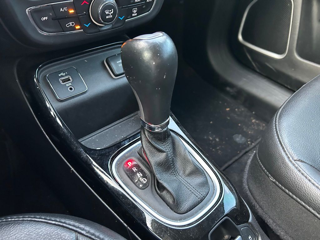 Thumbnail: 2020 Jeep Compass - 27