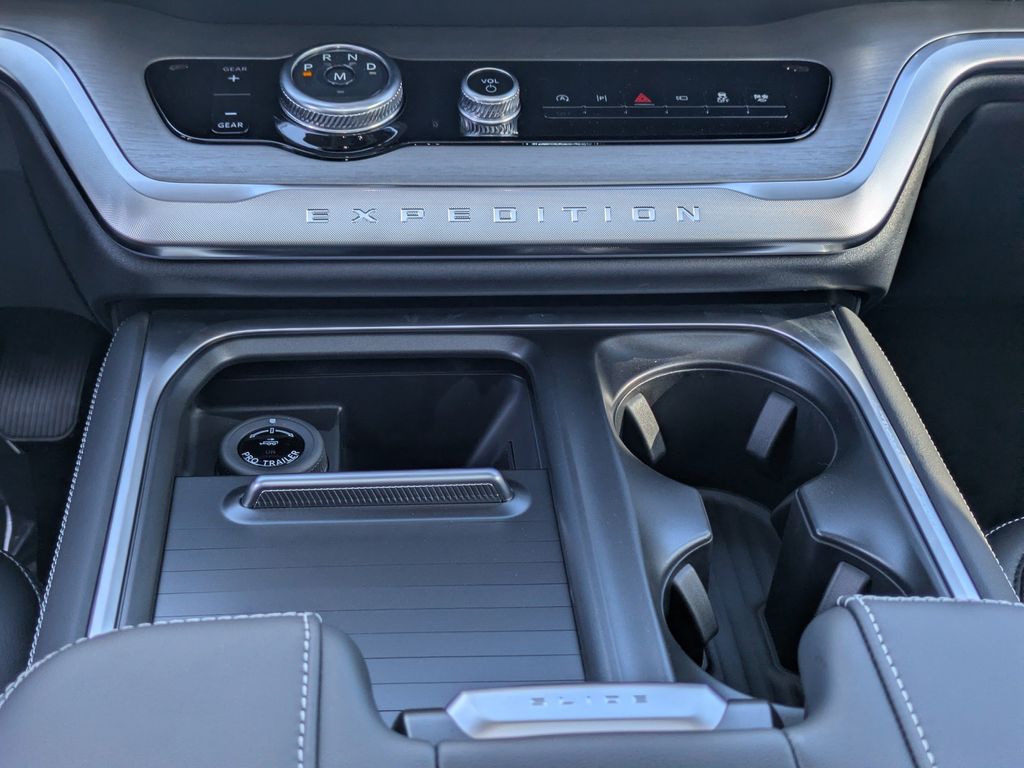 2027 Ford Expedition 