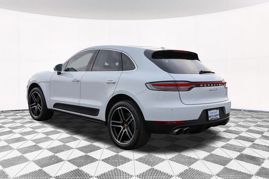 2021 Porsche Macan S 11