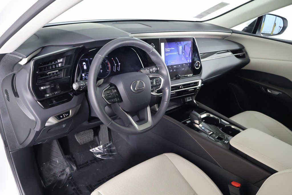 Thumbnail: 2024 Lexus RX - 7