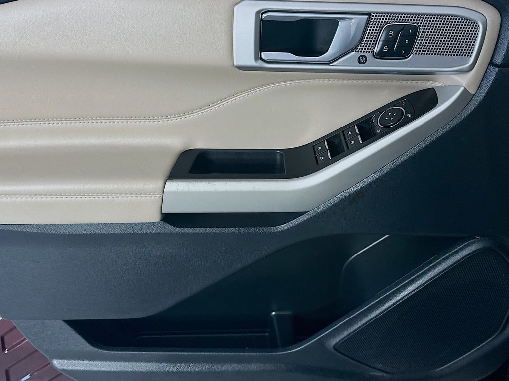 FordExplorer24