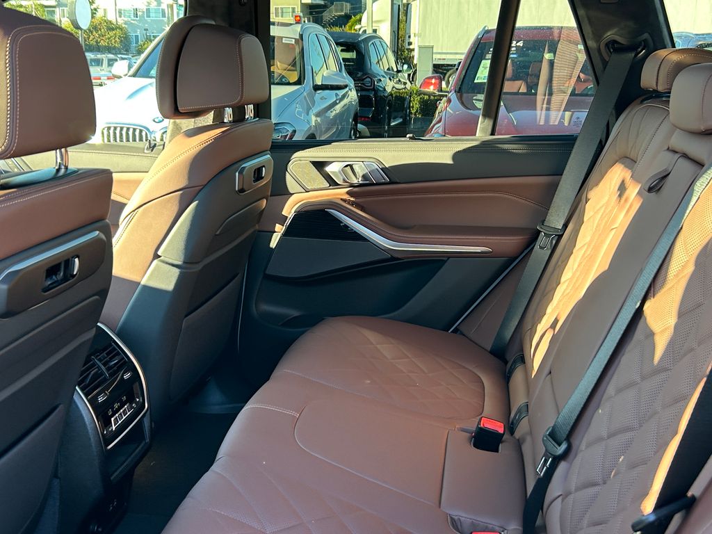 Thumbnail: 2026 BMW X5 - 30