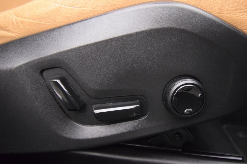 used 2018 Volvo XC60 car, priced at $15,500