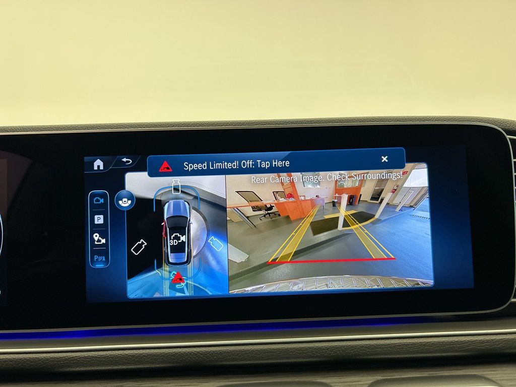 Thumbnail: 2026 Mercedes-Benz GLE - 18