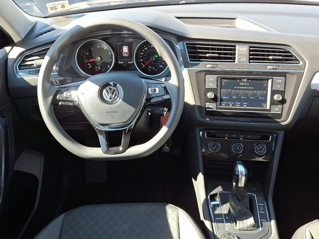 Thumbnail: 2021 Volkswagen Tiguan - 12