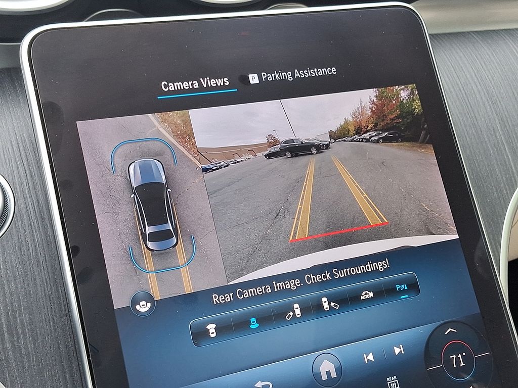 Thumbnail: 2023 Mercedes-Benz C-Class - 18