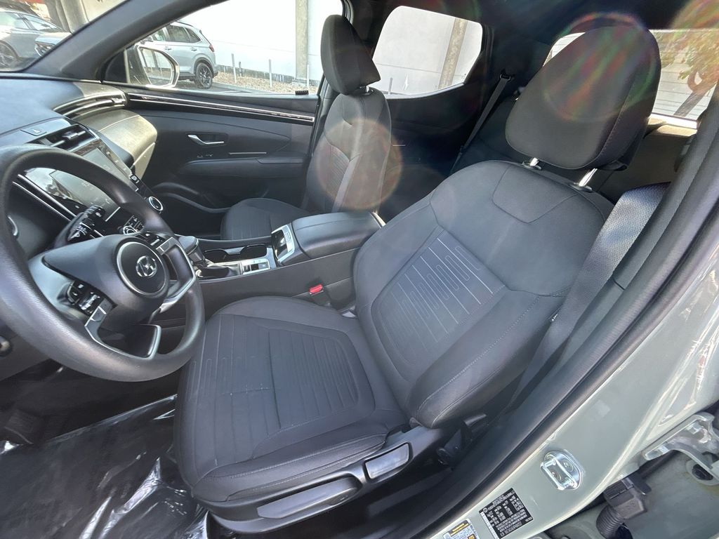 Thumbnail: 2023 Hyundai Santa Cruz - 11