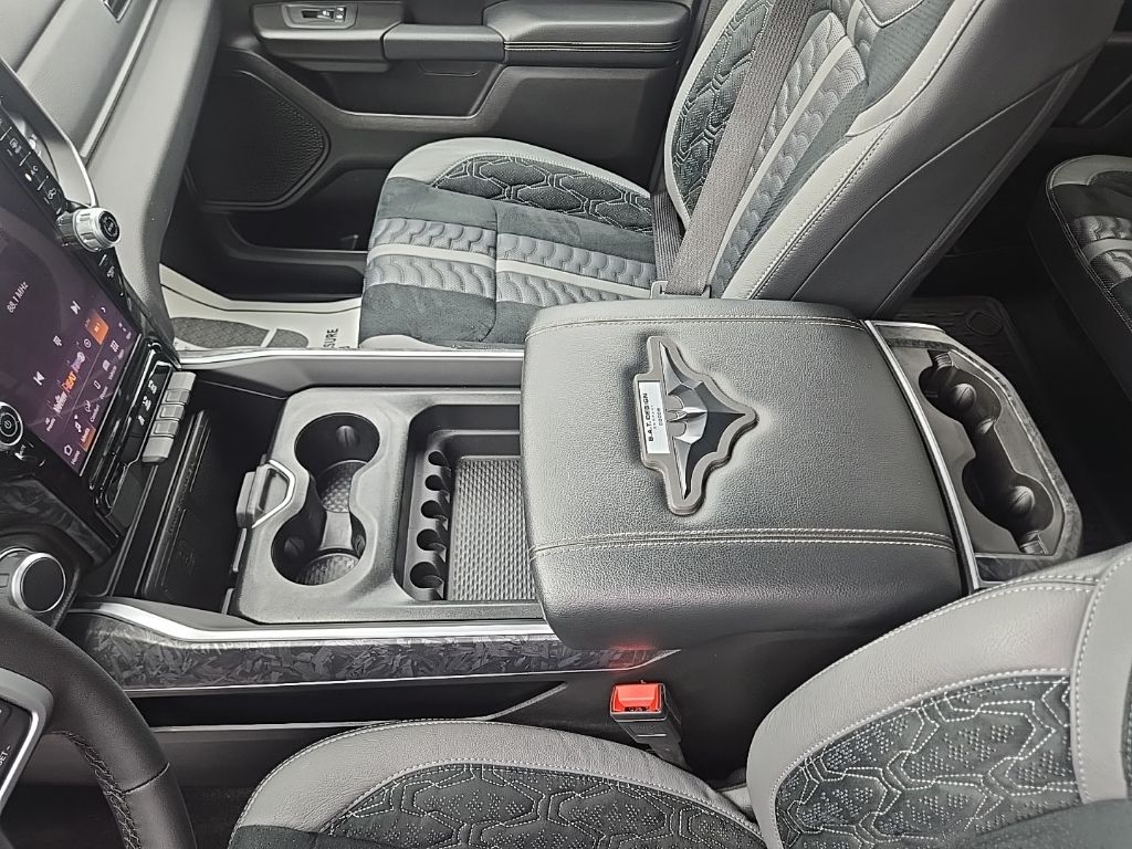 Used 2025 White Ram Big Horn/Lone Star image 37