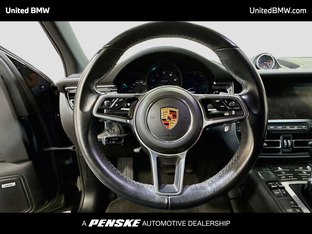 Thumbnail: 2020 Porsche Macan - 13